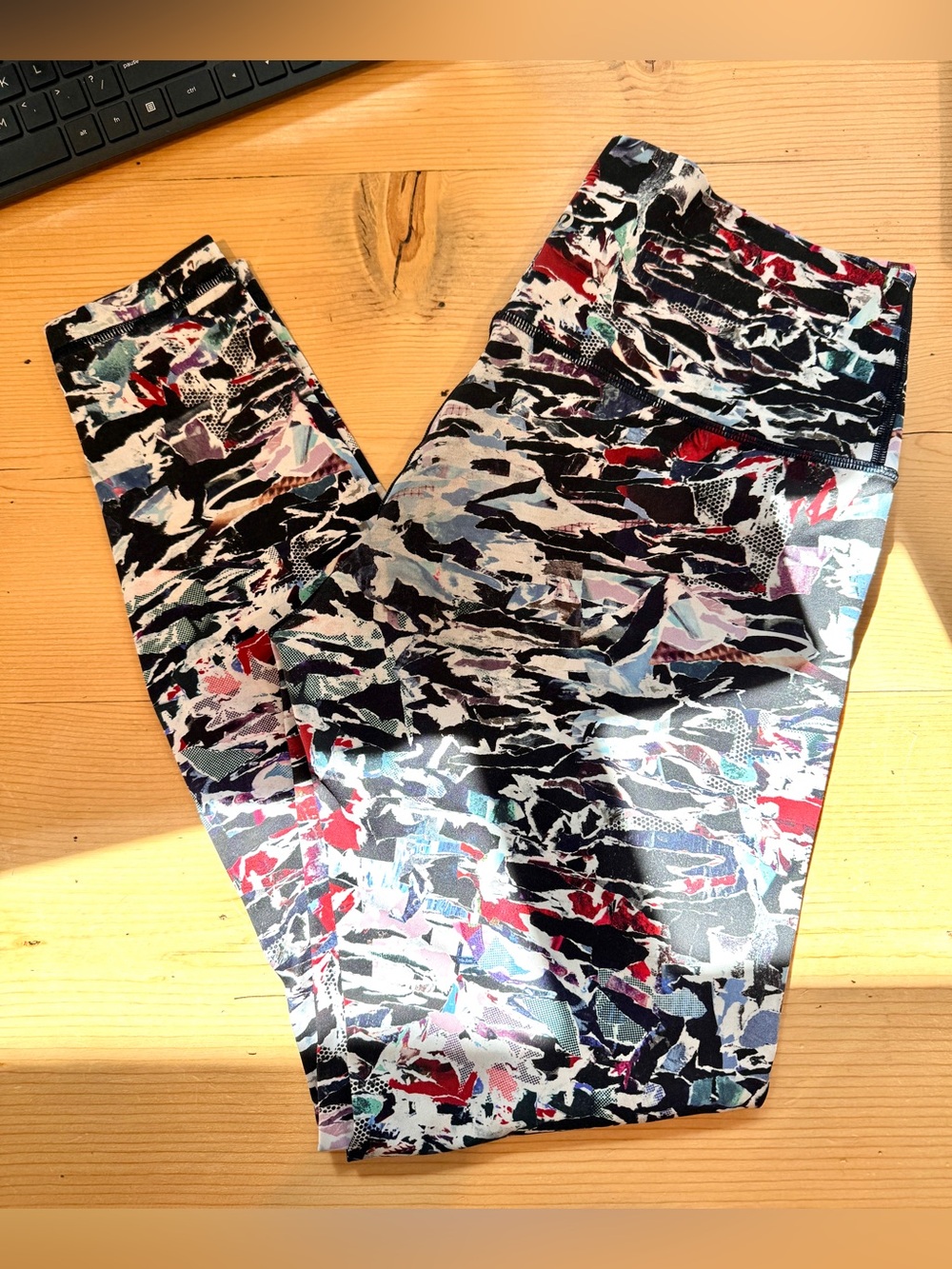 Lululemon Graffiti Legging Women 10 Printed Leggings - Multi Color